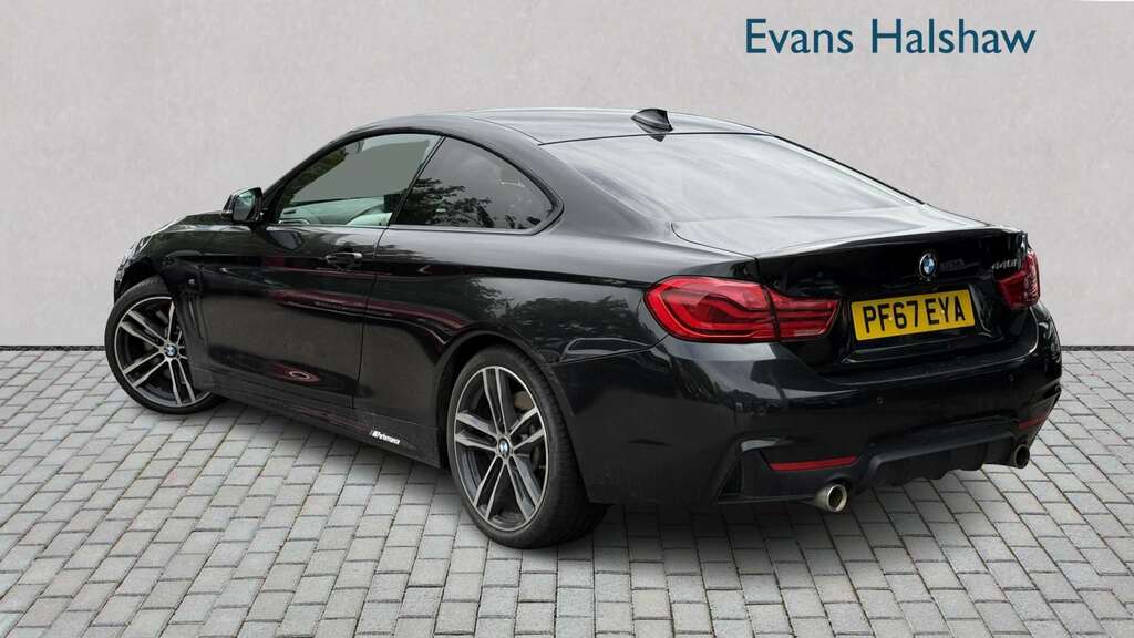 BMW 4 Series 440I M Sport Professional Media 2017 Black #2