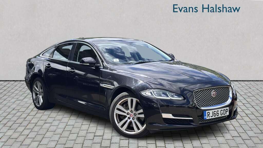 Jaguar XJ 3.0D V6 Premium Luxury 2016 Black