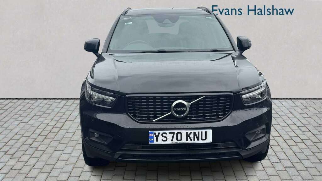 Volvo XC40 2.0 D3 R Design Pro Geartronic 2020 Black #2
