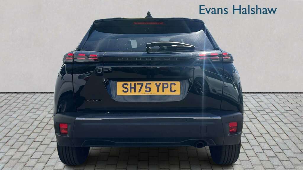 Peugeot 2008 1.2 Puretech Allure 2025 SH75YPC Black #4