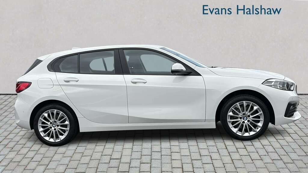 BMW 1 Series Se Blue #5