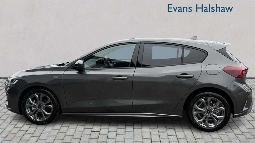 Ford Focus 1.0 Ecoboost Hybrid Mhev St-line 2026 NU26YJC Grey #4