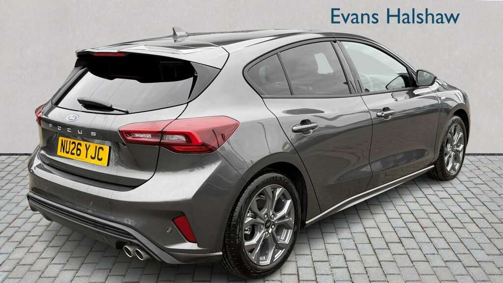 Ford Focus 1.0 Ecoboost Hybrid Mhev St-line 2026 NU26YJC Grey #3