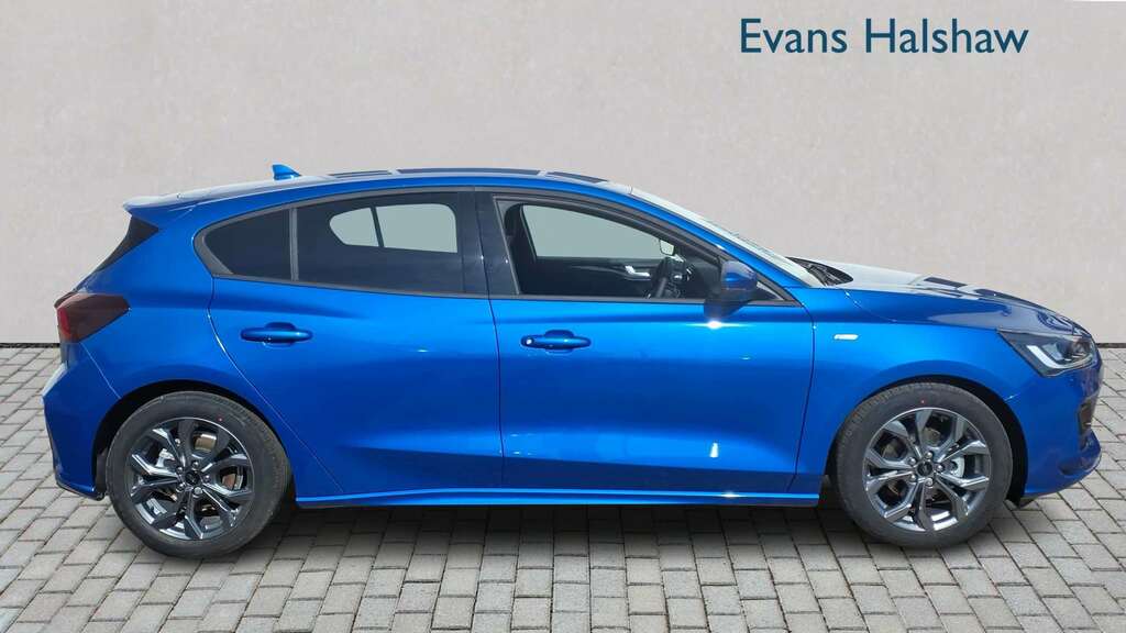 Ford Focus 1.0 Ecoboost Hybrid Mhev St-line 2026 CA26FXV Blue #3