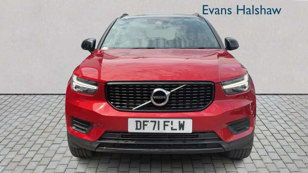 Volvo XC40 1.5 T4 Recharge Phev R Design 2021 DF71FLW Red #3