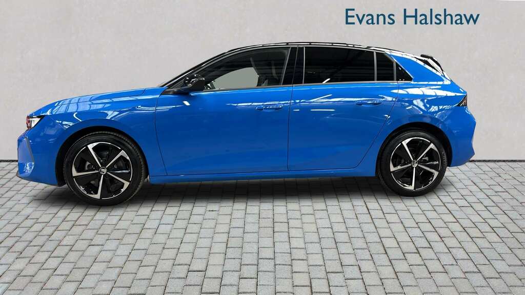 Vauxhall Astra 1.2 Turbo 130 Griffin 2026 Blue #2