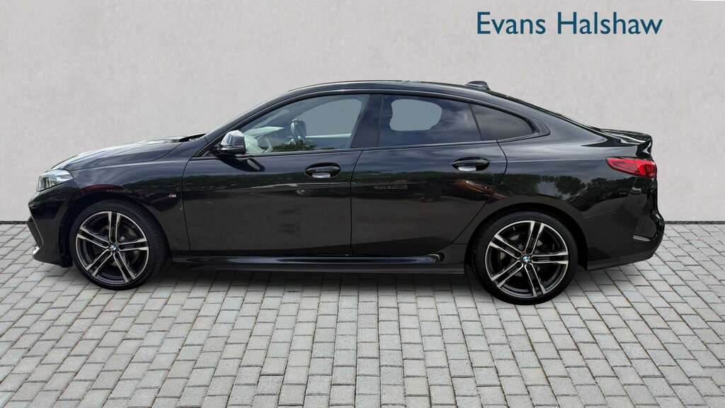 BMW 2 Series 218I 136 M Sport Dct 2022 Black #3