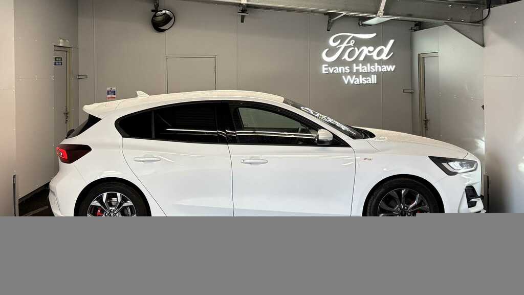 Ford Focus 1.0 Ecoboost Hybrid Mhev St-line 2026 BD26JPV White #3