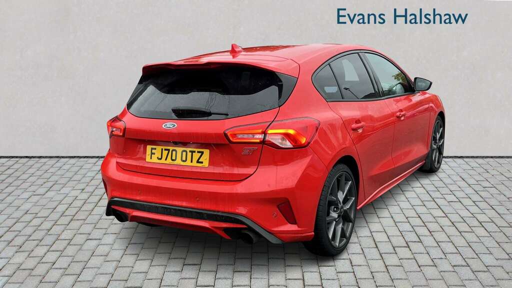 Ford Focus 2.3 Ecoboost St 2020 FJ70OTZ Red #4