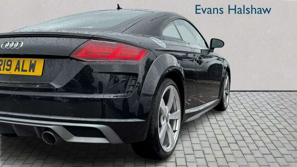 Audi TT 40 Tfsi S Line S Tronic 2019 Black #4