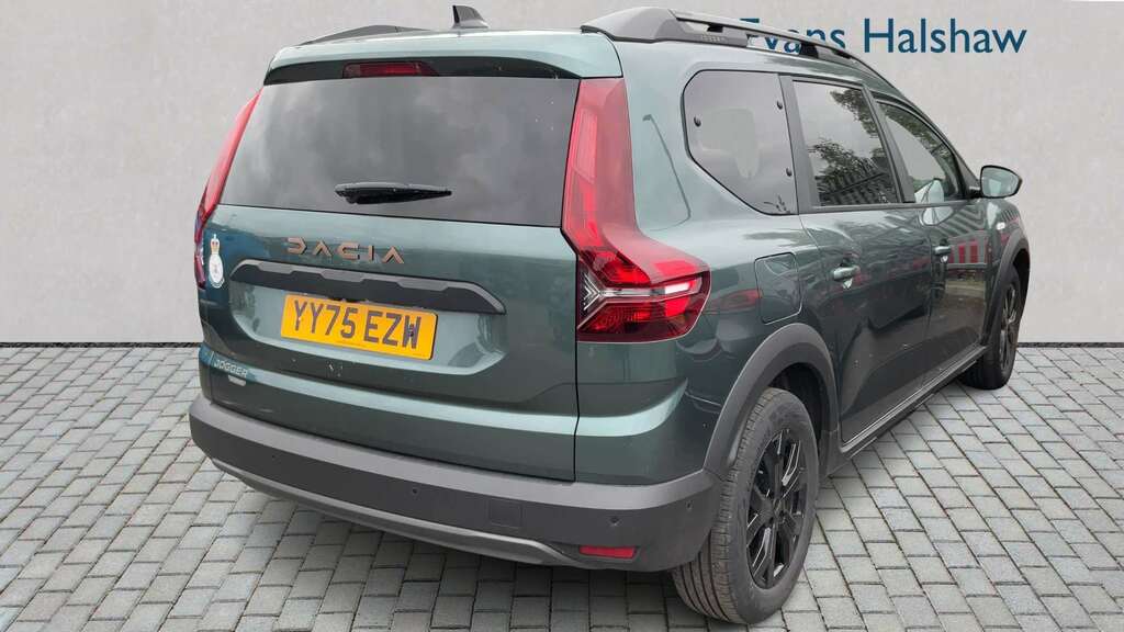 Dacia Jogger 1.6 Hev Extreme 2025 Green #5