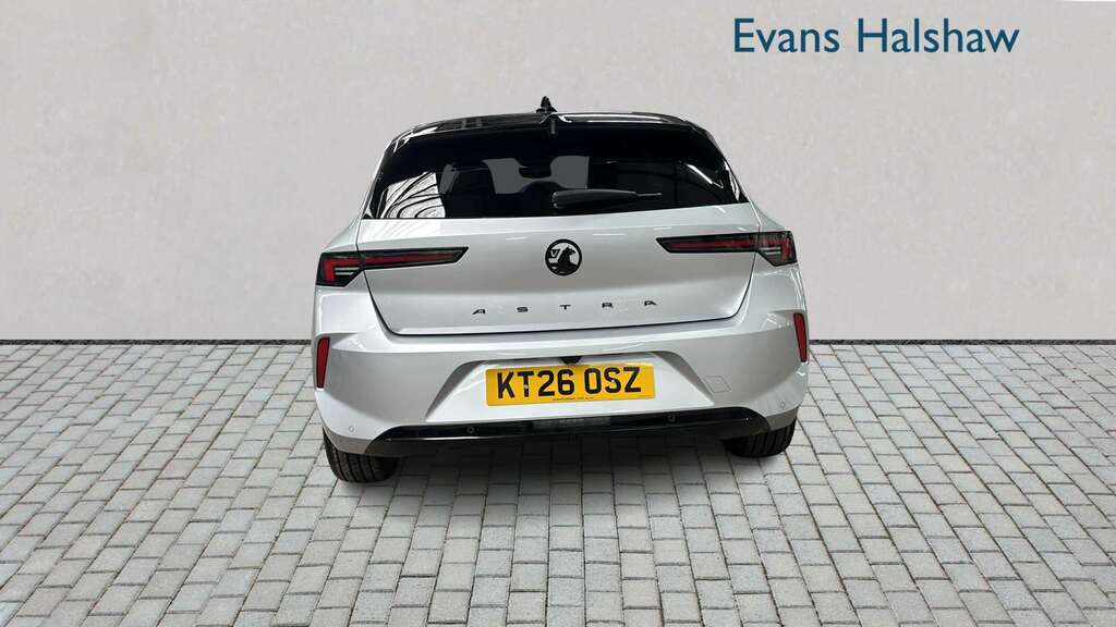 Vauxhall Astra 1.2 Turbo 130 Gs 2026 White #4