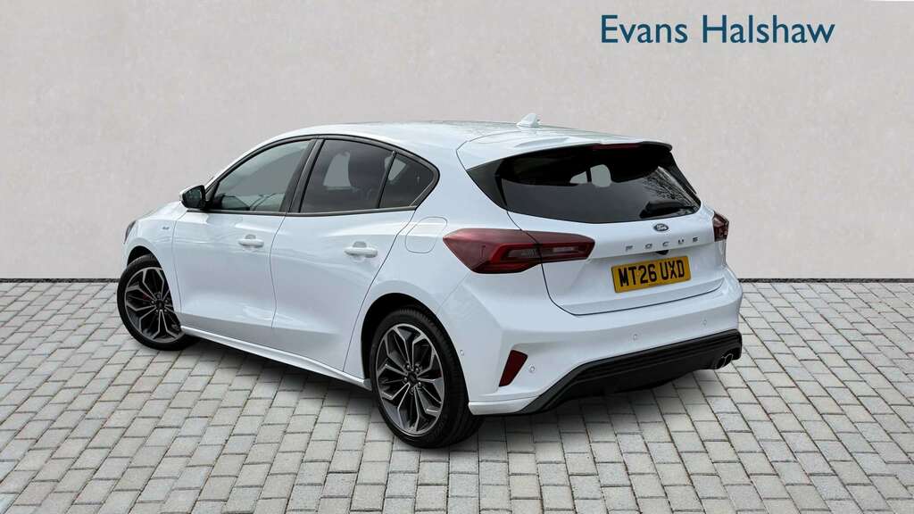 Ford Focus 1.0 Ecoboost Hybrid Mhev St-line X 2026 White #2
