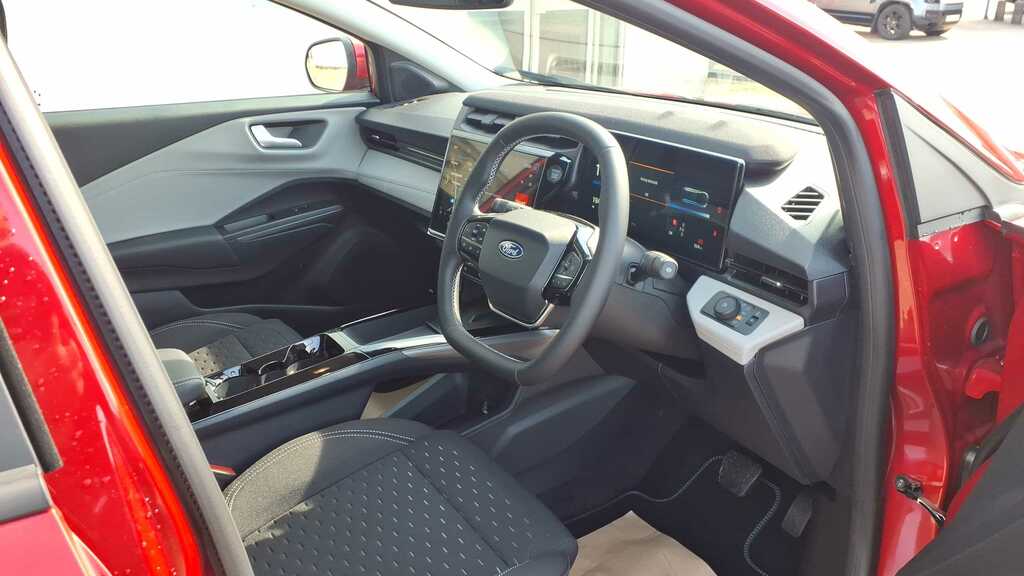 Ford Puma 123Kw Select 43Kwh 2026 CA26BVJ Red #5