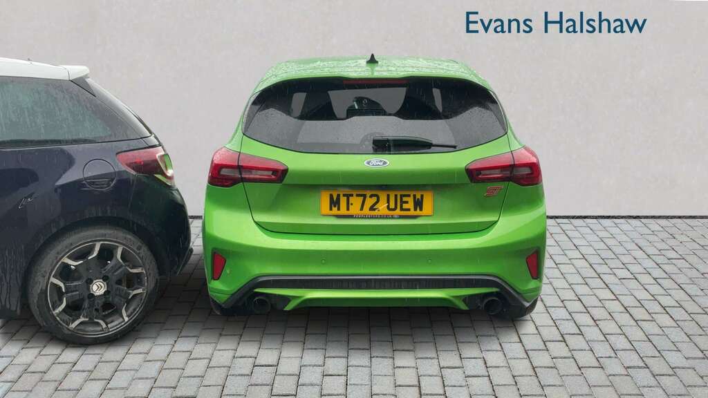 Ford Focus 2.3 Ecoboost St 2022 MT72UEW Green #5