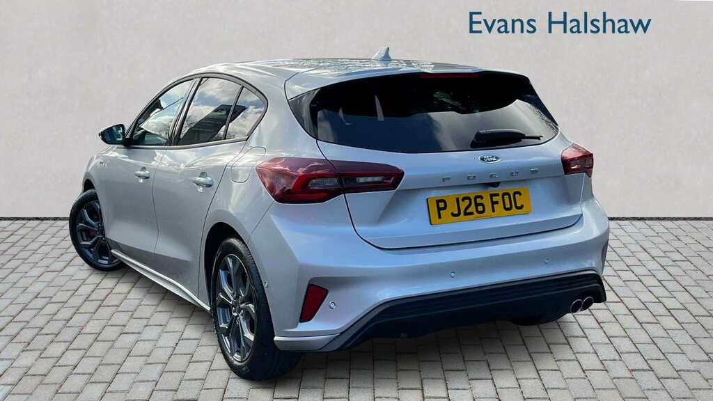 Ford Focus 1.0 Ecoboost Hybrid Mhev 155 St-line 2026 PJ26FOC Silver #2