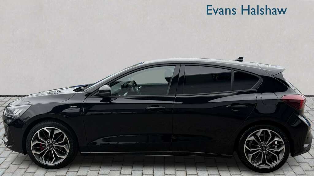 Ford Focus 1.0 Ecoboost Hybrid Mhev 155 St-line X 20 NU26YZT Black #4
