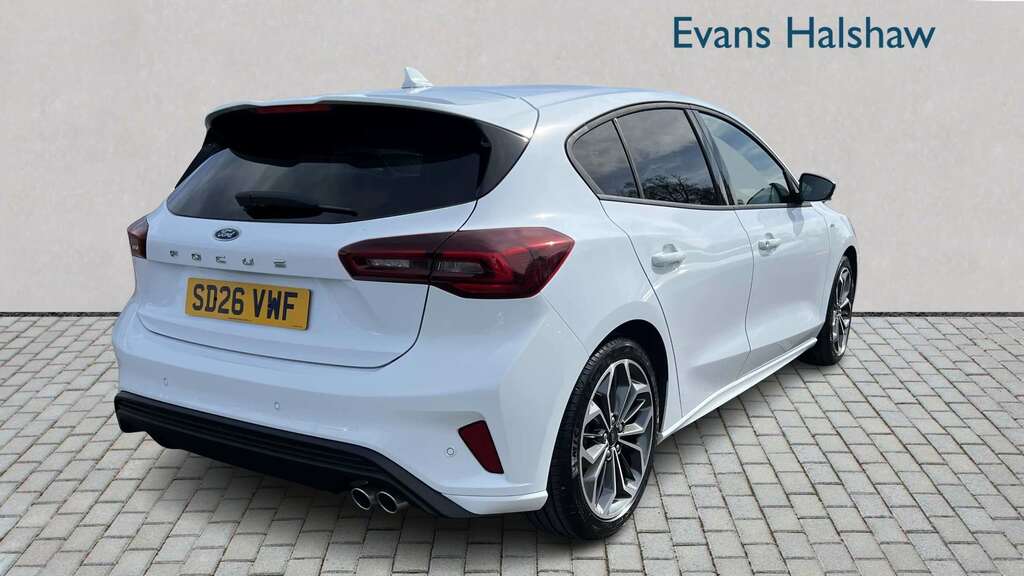 Ford Focus 1.0 Ecoboost Hybrid Mhev 155 St-line X 20 White #3