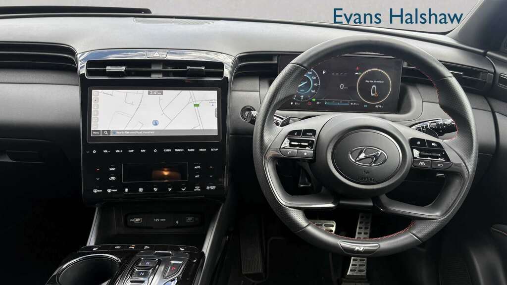 Hyundai Tucson 1.6 Tgdi Hybrid 230 N Line 2Wd 2024 Black #4