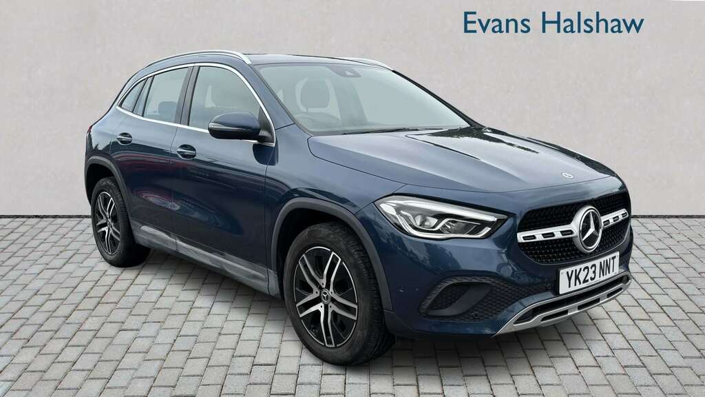 Mercedes-Benz GLA Class 180 Sport Executive 2023 Blue