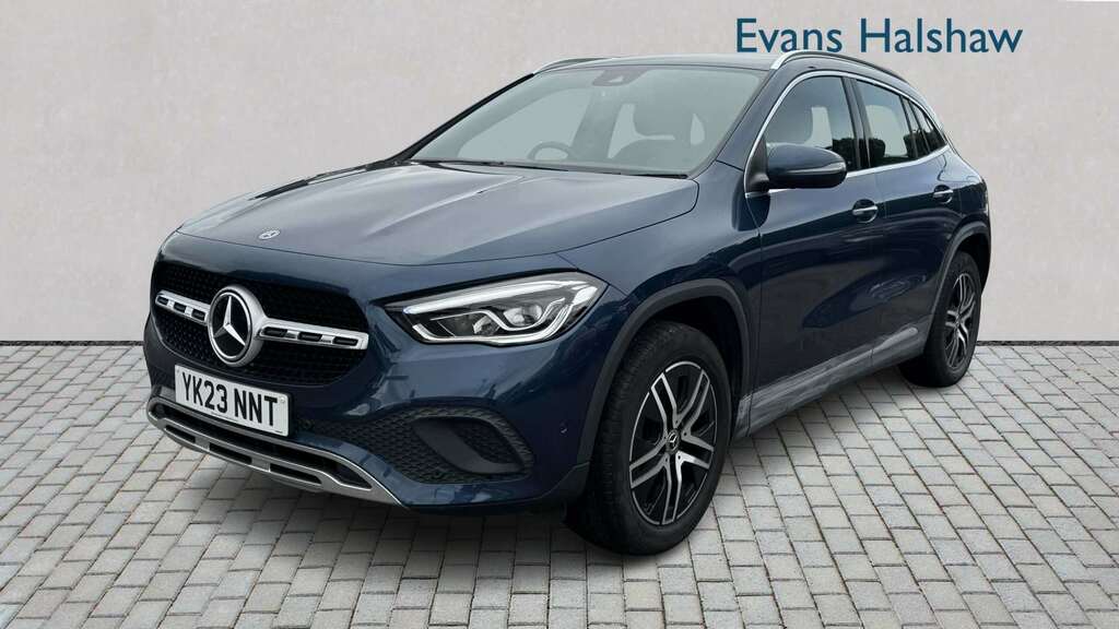 Mercedes-Benz GLA Class 180 Sport Executive 2023 YK23NNT Blue #3