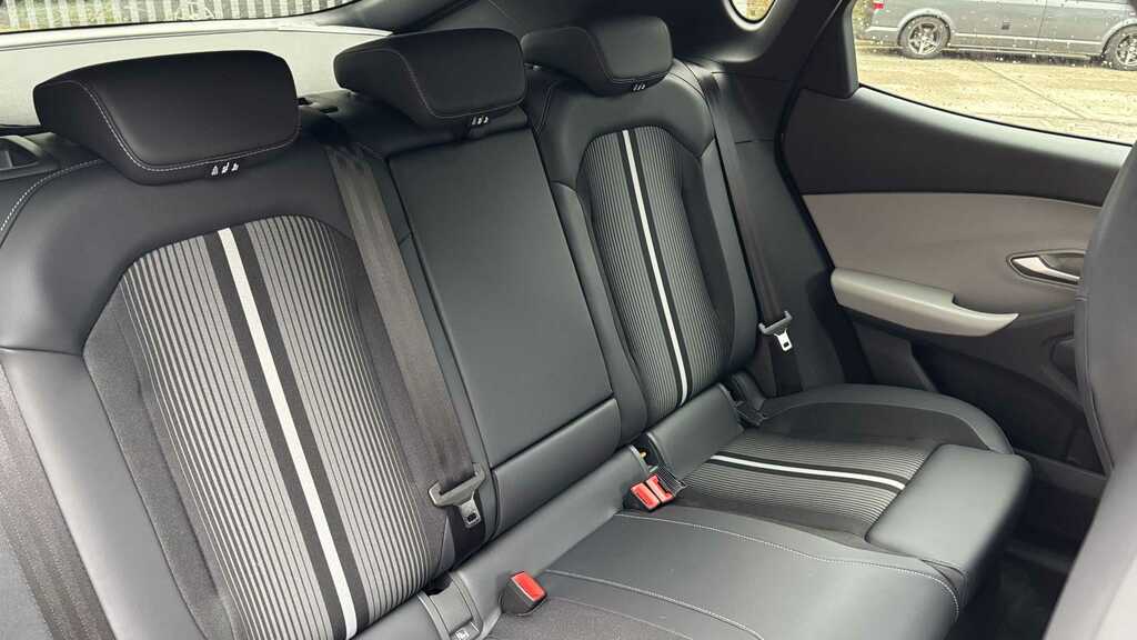 Ford Capri Extended Range 77Kwh Select Suv White #12
