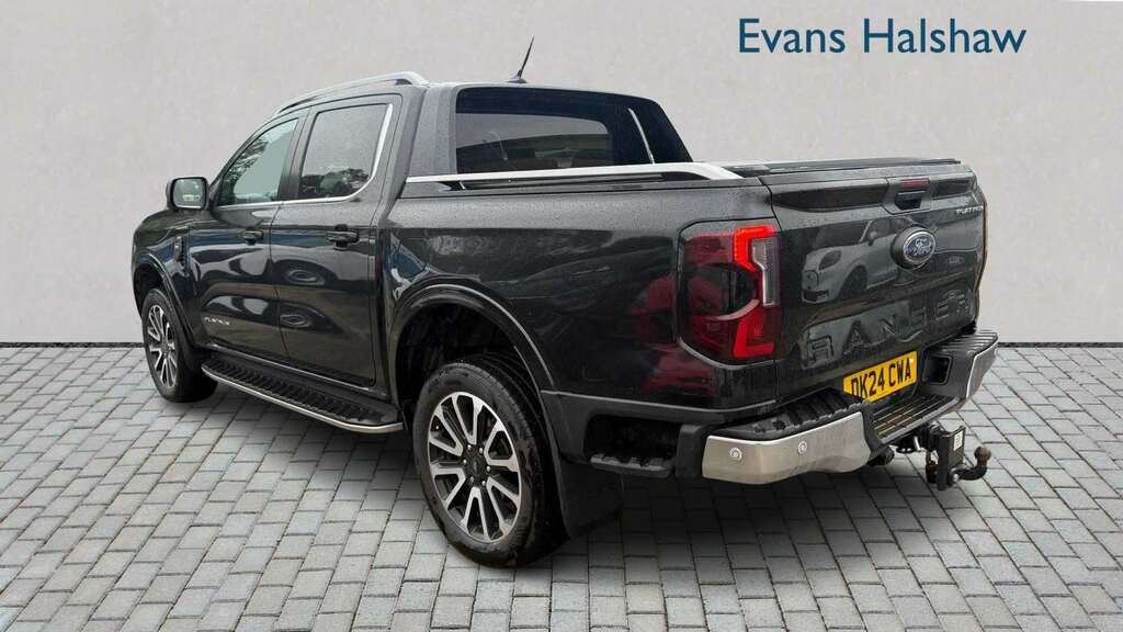 Ford Ranger Wildtrak Black #4