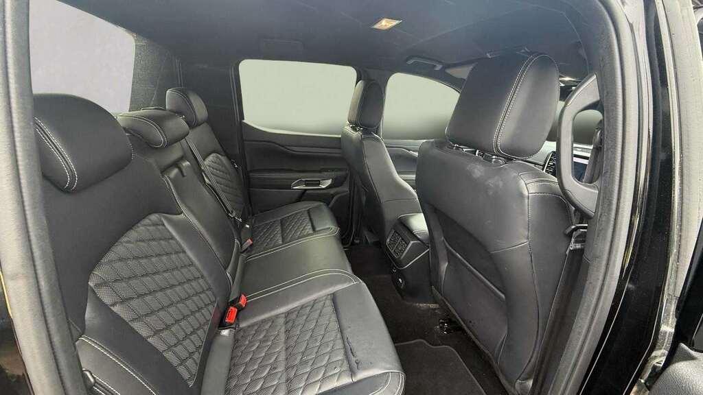 Ford Ranger Wildtrak Black #7
