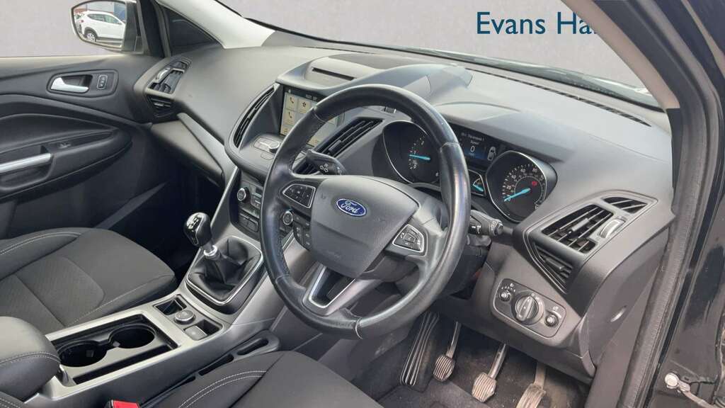 Ford Kuga 1.5 Tdci Zetec 2Wd 2017 Black #6