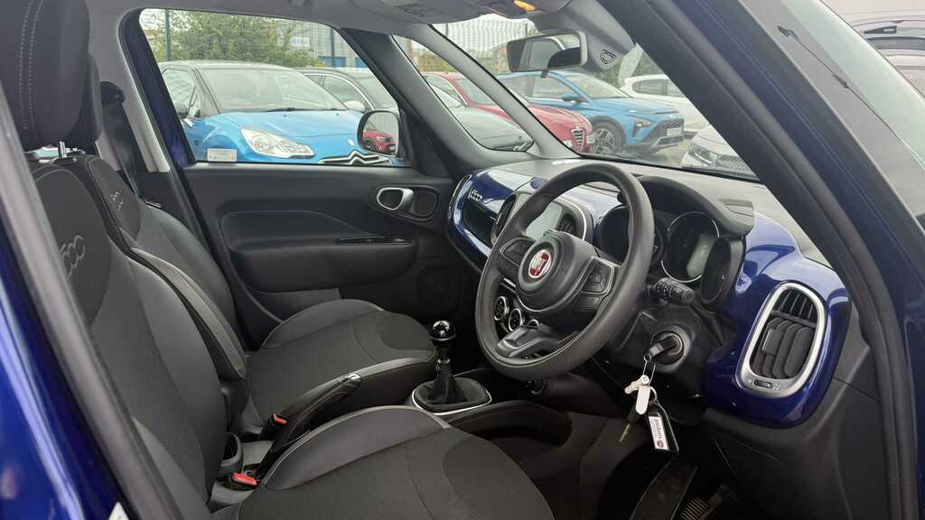 Fiat 500L S-design Black #11