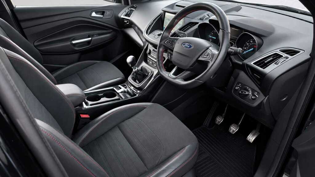 Ford Kuga St-line Tdci Red #3