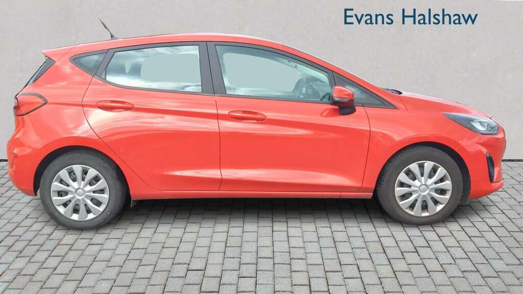 Ford Fiesta 1.1 Trend 2023 Red #6