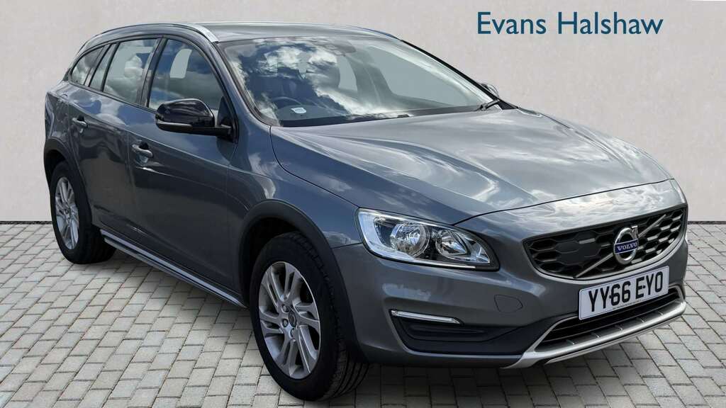 Volvo V60 Cross Country D3 150 Cross Country Se Nav Geartronic 2016 Grey
