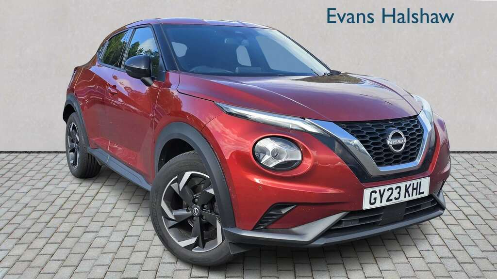 Nissan Juke Tekna Black #1