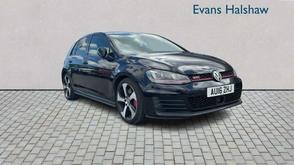 Volkswagen Golf 1.4 Tsi Bluemotion Tech Match Edition Hatchback Red #1
