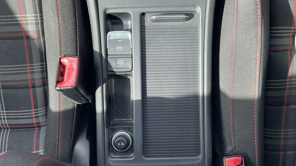 Volkswagen Golf 1.4 Tsi Bluemotion Tech Match Edition Hatchback Red #11