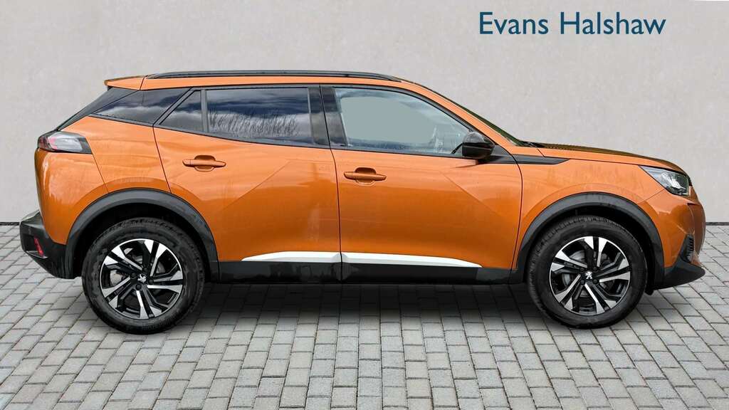 Peugeot 2008 1.2 Puretech Allure Premium 2023 Orange #3