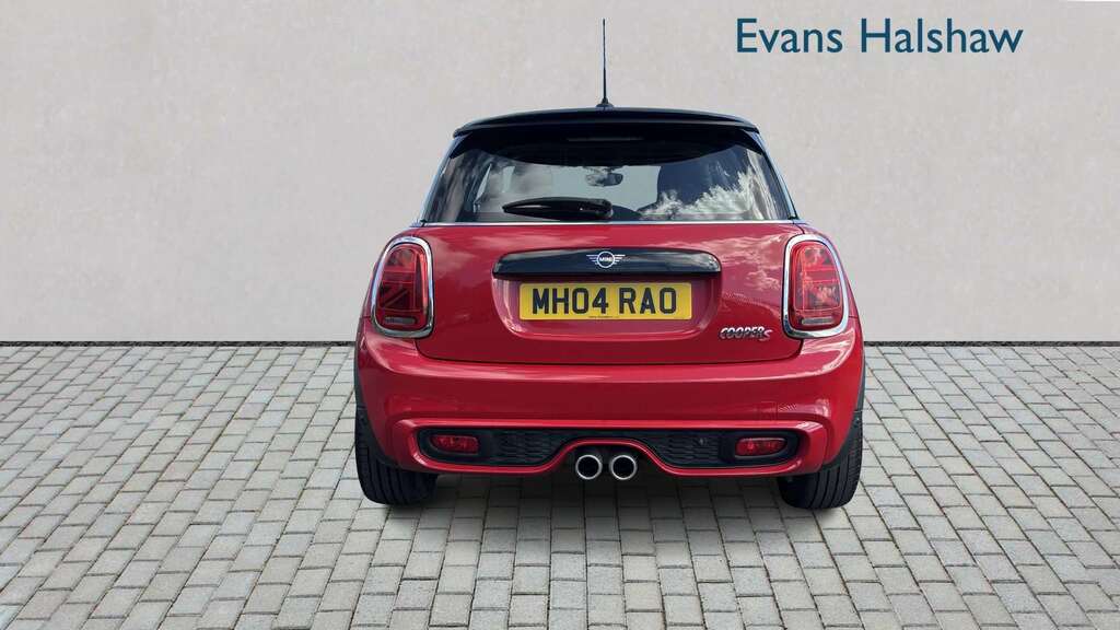 Mini Hatch 2.0 Cooper S Classic II 2020 Red #5