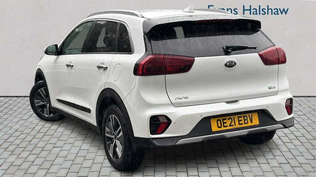 Kia Niro 1.6 Gdi Hybrid 2 Dct 2021 White #3