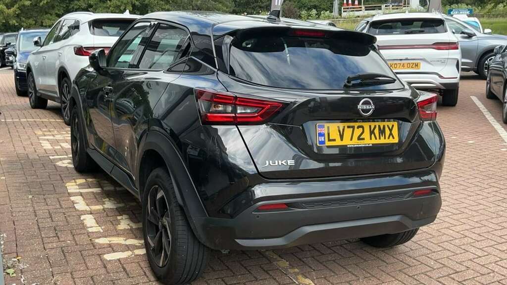 Nissan Juke Tekna White #2