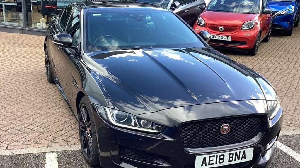 Jaguar XE 2.0 250 R-sport 2018 Black