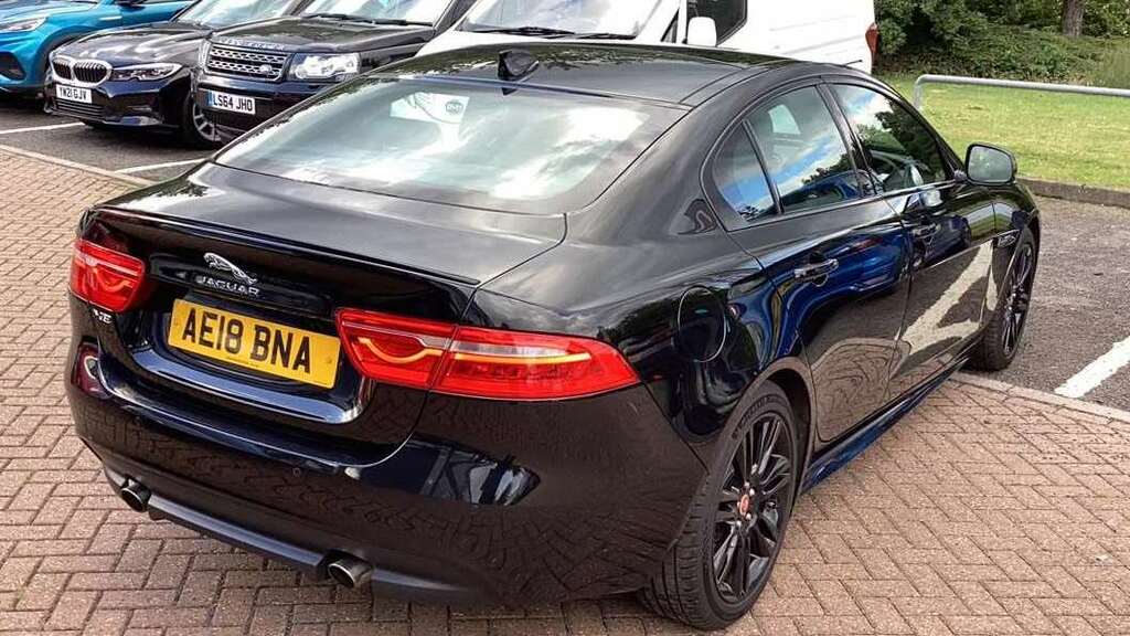 Jaguar XE 2.0 250 R-sport 2018 Black #3