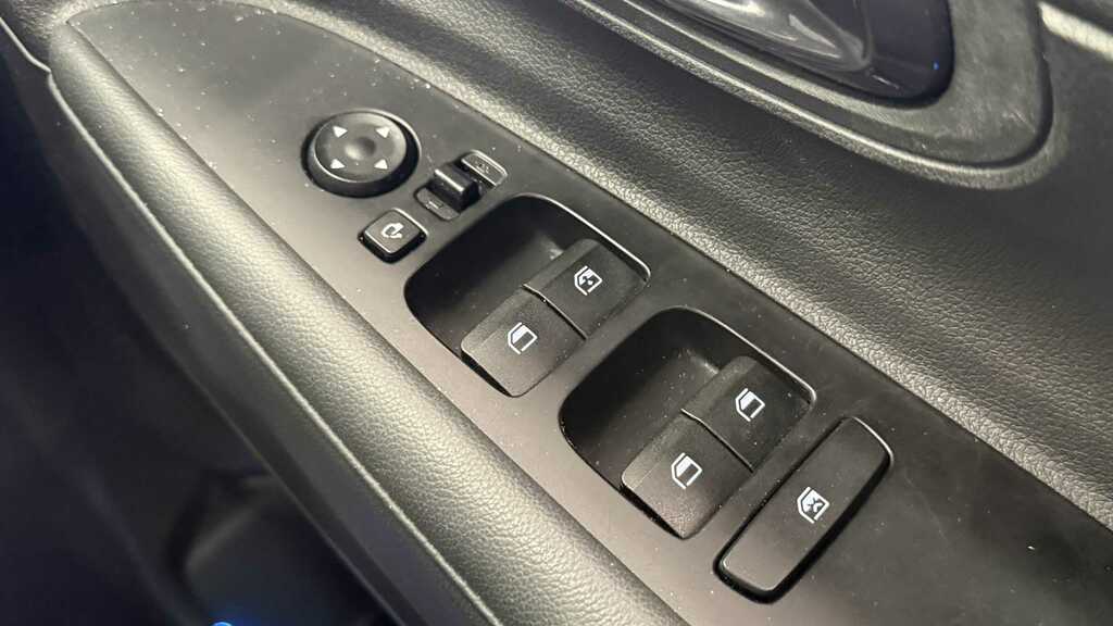 Hyundai I20 Se Connect Brown #20