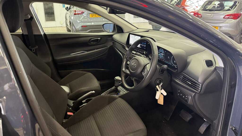 Hyundai I20 Se Connect Brown #11