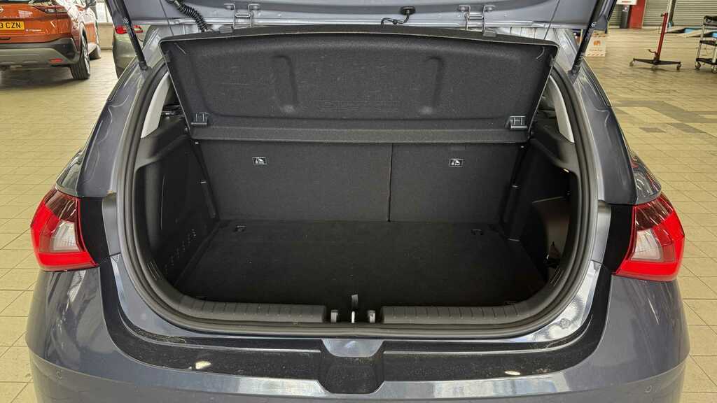 Hyundai I20 Se Connect Brown #7