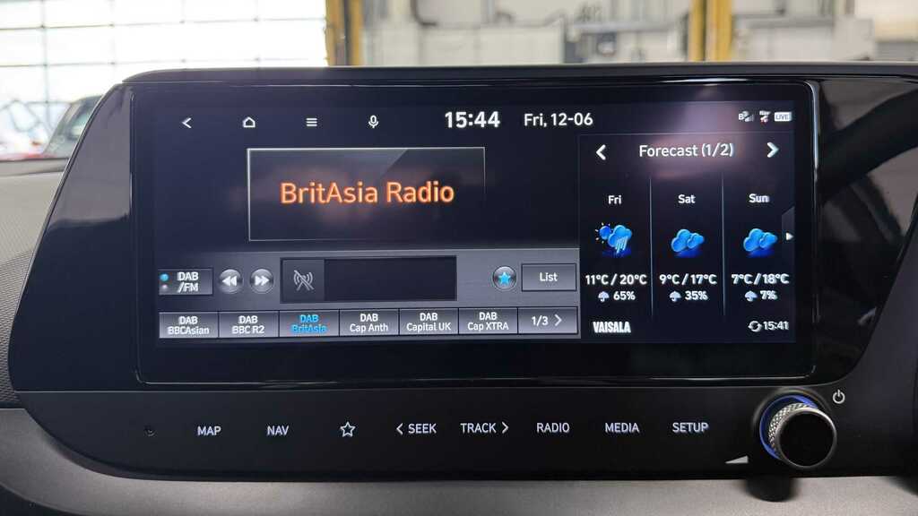 Hyundai I20 Se Connect Brown #26