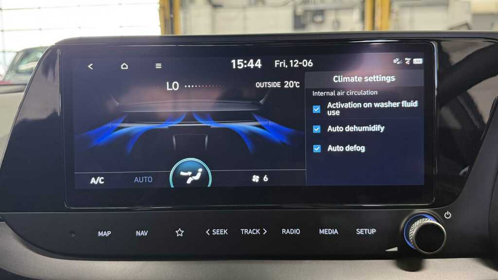 Hyundai I20 Se Connect Brown #25