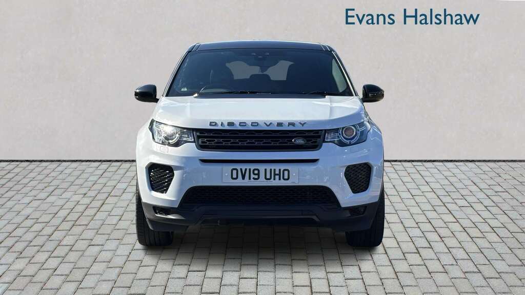 Land Rover Discovery Sport 2.0 Td4 180 Landmark 2019 White #4