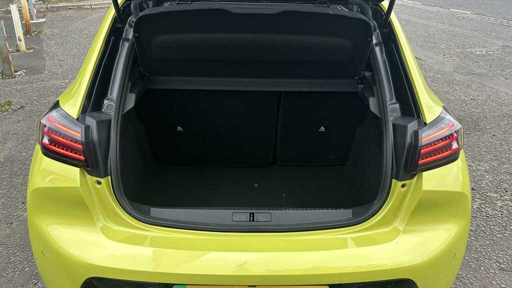 Peugeot e-208 Gt Yellow #7