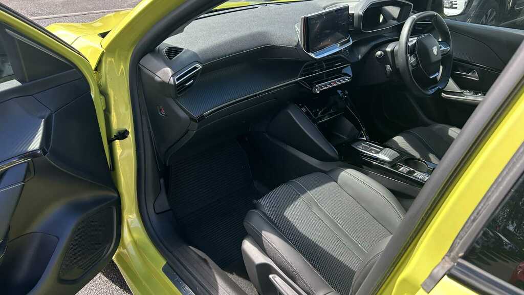 Peugeot e-208 Gt Yellow #13